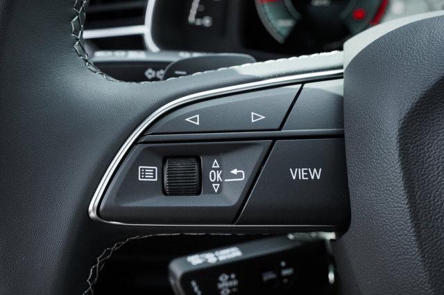new 2025 Audi Q7 car, priced at $64,022