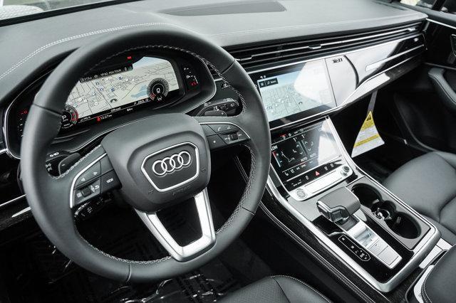 new 2025 Audi Q7 car, priced at $77,450