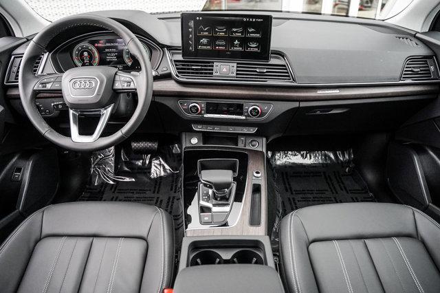 new 2025 Audi Q5 car, priced at $49,900