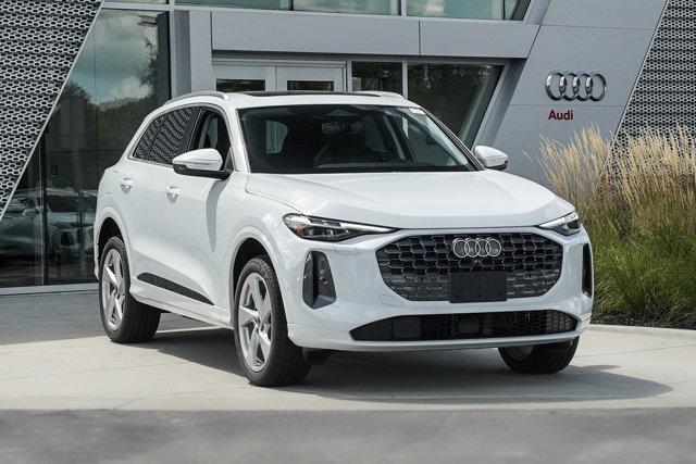 new 2025 Audi Q5 car, priced at $59,472