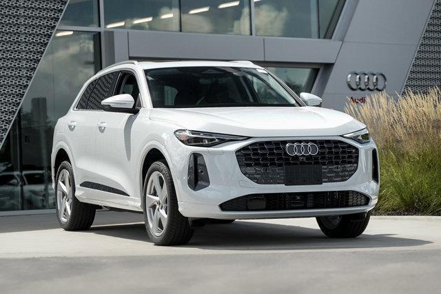 new 2025 Audi Q5 car, priced at $59,472