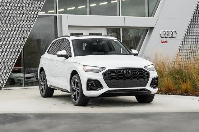 new 2025 Audi Q5 car, priced at $60,200