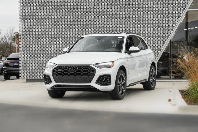 new 2025 Audi Q5 car, priced at $60,200