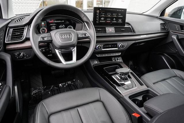 new 2025 Audi Q5 car, priced at $50,485