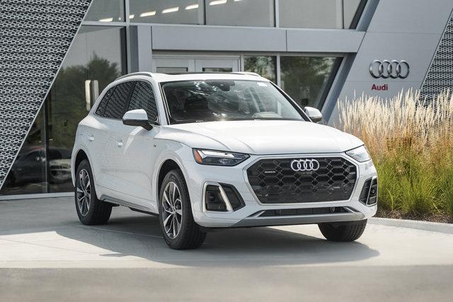 new 2024 Audi Q5 car, priced at $56,275