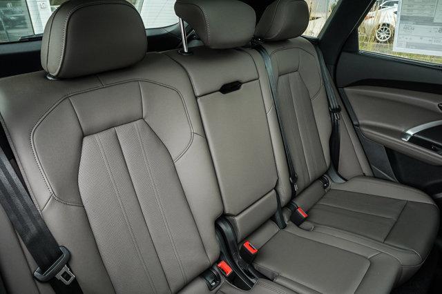 new 2025 Audi Q5 car, priced at $59,310