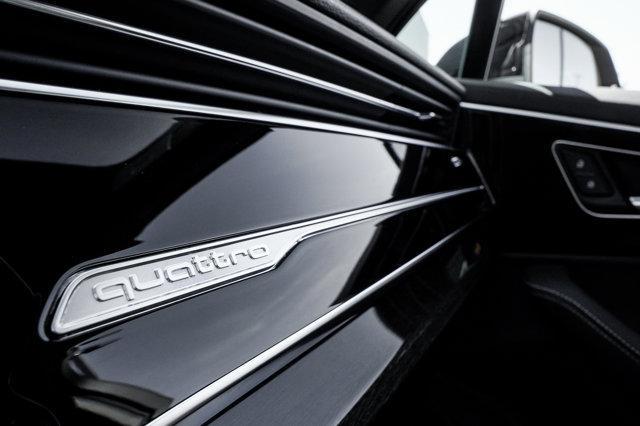new 2025 Audi Q7 car, priced at $77,580