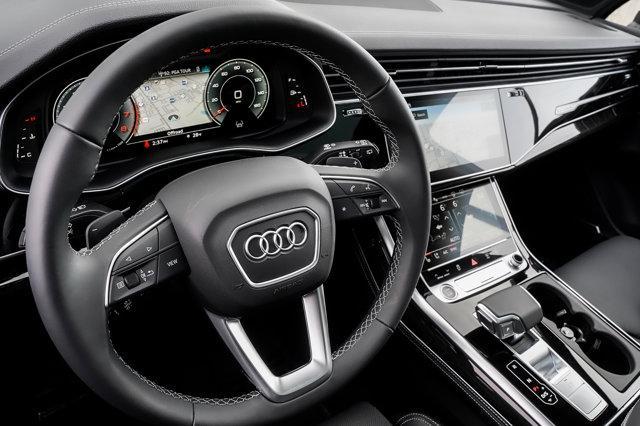 new 2025 Audi Q7 car, priced at $83,605