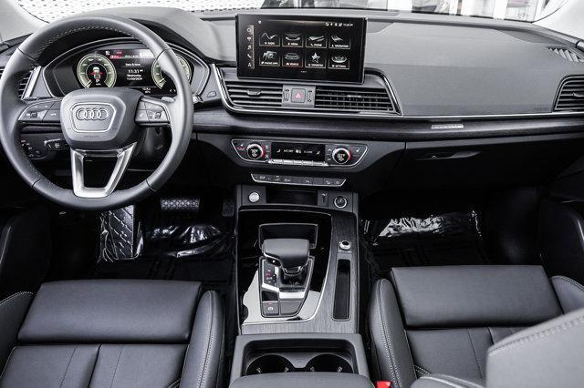 new 2025 Audi Q5 car, priced at $61,825