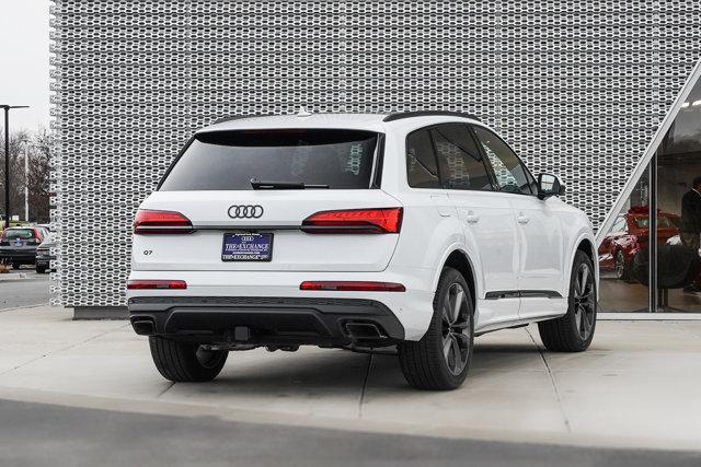 new 2025 Audi Q7 car, priced at $77,880