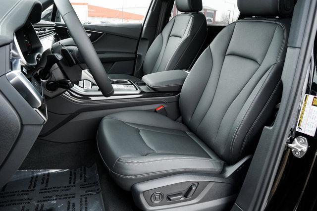 new 2025 Audi Q7 car, priced at $77,750