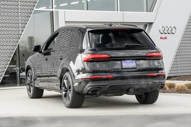 new 2025 Audi Q7 car, priced at $77,750