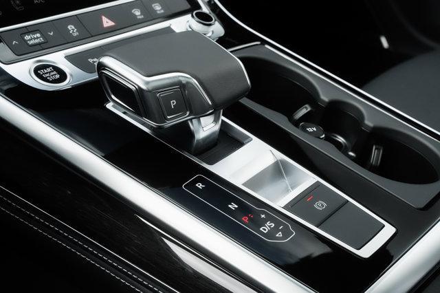 new 2025 Audi Q7 car, priced at $77,750