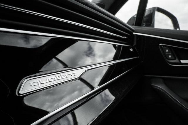 new 2025 Audi Q7 car, priced at $77,750