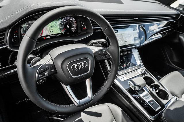 new 2025 Audi Q7 car, priced at $66,020
