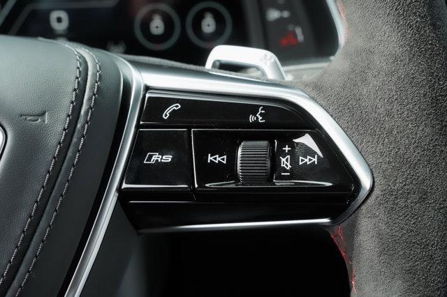 new 2025 Audi RS 6 Avant car, priced at $159,995