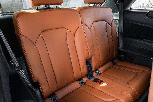 new 2025 Audi Q7 car, priced at $85,190