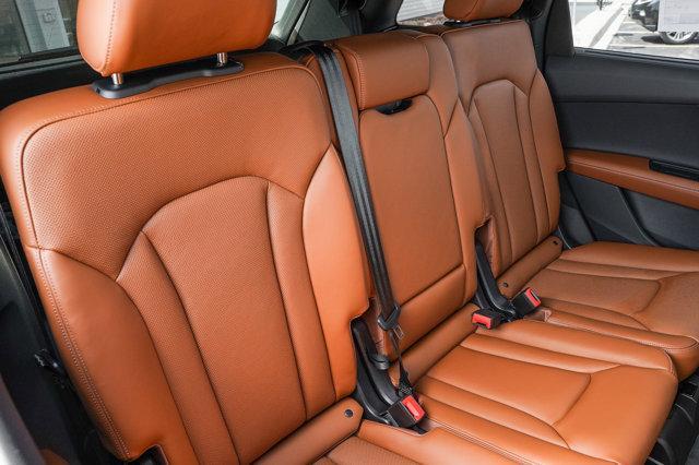 new 2025 Audi Q7 car, priced at $85,190