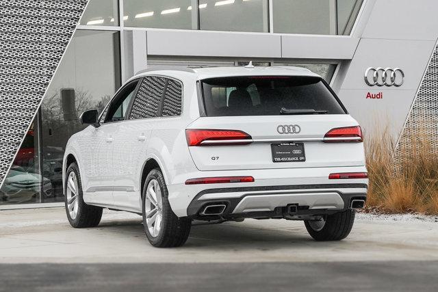 used 2025 Audi Q7 car, priced at $57,126