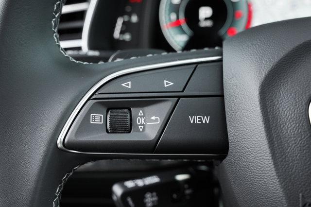new 2025 Audi Q7 car, priced at $74,352