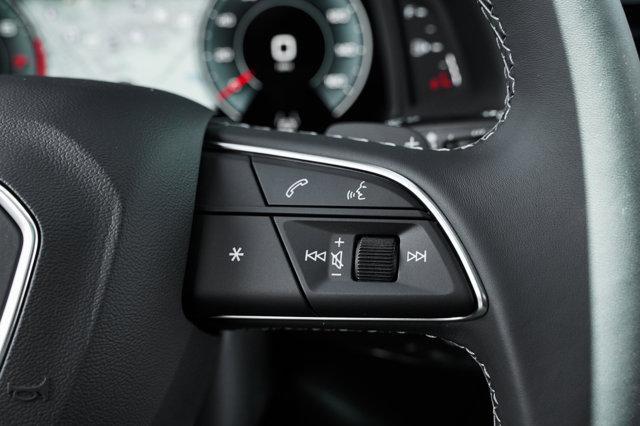 new 2025 Audi Q7 car, priced at $74,352