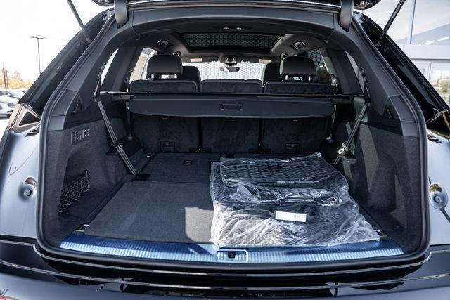 new 2026 Audi Q7 car, priced at $74,929