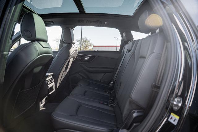 new 2026 Audi Q7 car, priced at $74,929