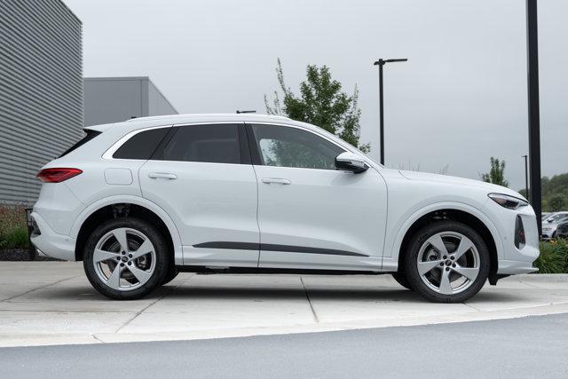 new 2025 Audi Q5 car, priced at $56,478