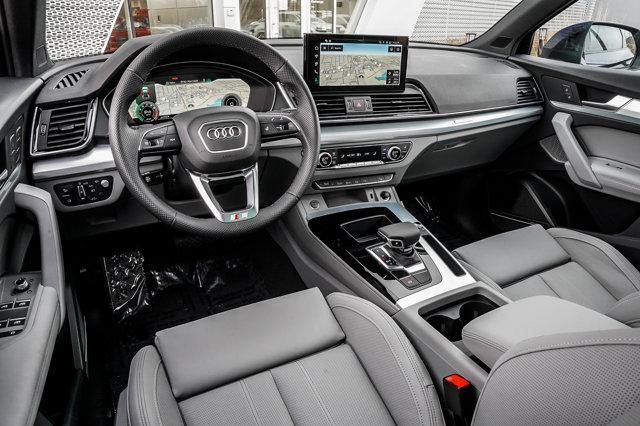 new 2025 Audi Q5 car, priced at $62,425