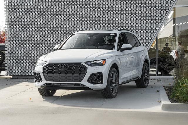 new 2024 Audi Q5 car, priced at $66,870