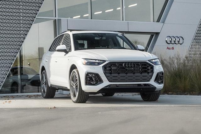 new 2024 Audi Q5 car, priced at $66,870