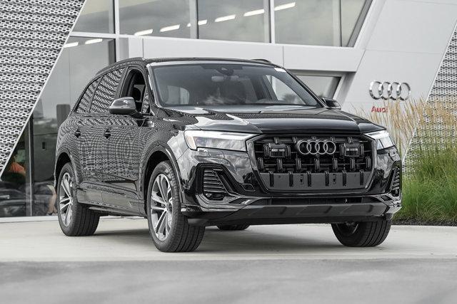 new 2025 Audi Q7 car, priced at $68,836