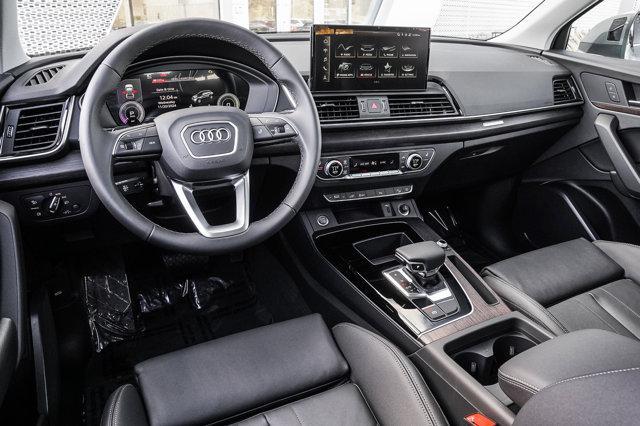 new 2025 Audi Q5 car, priced at $63,275