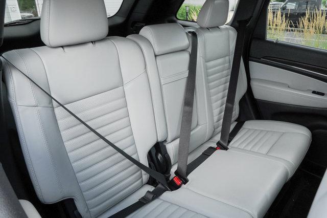 used 2018 Jeep Grand Cherokee car, priced at $19,390