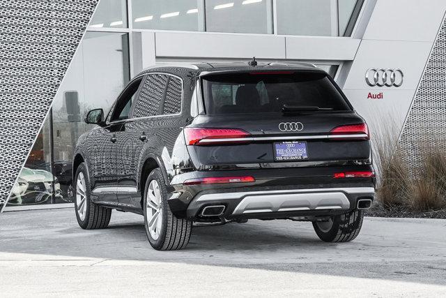 new 2025 Audi Q7 car, priced at $65,070