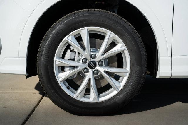 new 2025 Audi Q3 car, priced at $40,185