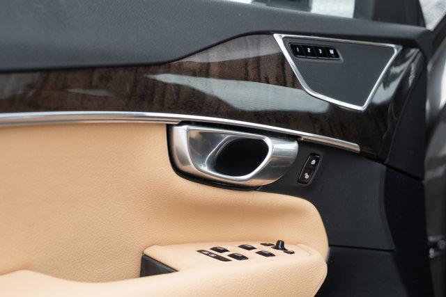 used 2018 Volvo XC90 car, priced at $14,520
