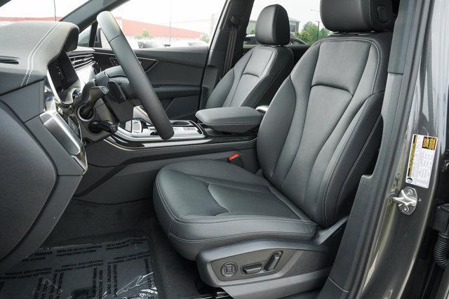 new 2025 Audi Q7 car, priced at $62,832