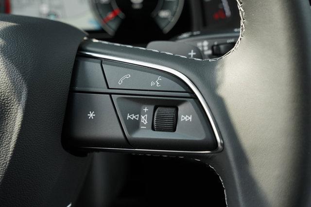 new 2025 Audi Q7 car, priced at $62,832