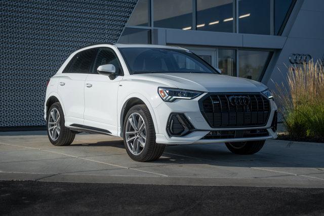 new 2025 Audi Q3 car, priced at $45,605