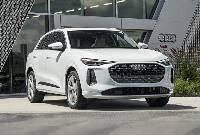 new 2025 Audi Q5 car, priced at $62,322