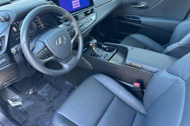 used 2025 Lexus ES 300h car, priced at $44,998