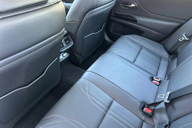 new 2025 Lexus ES 300h car, priced at $55,405