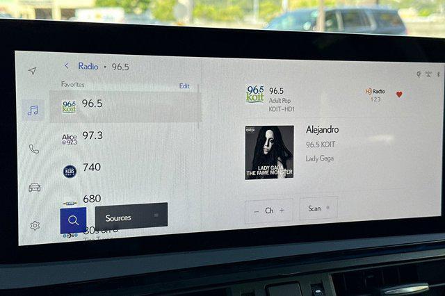 new 2025 Lexus ES 300h car, priced at $55,405