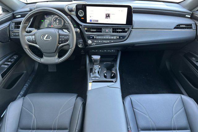 new 2025 Lexus ES 300h car, priced at $55,405