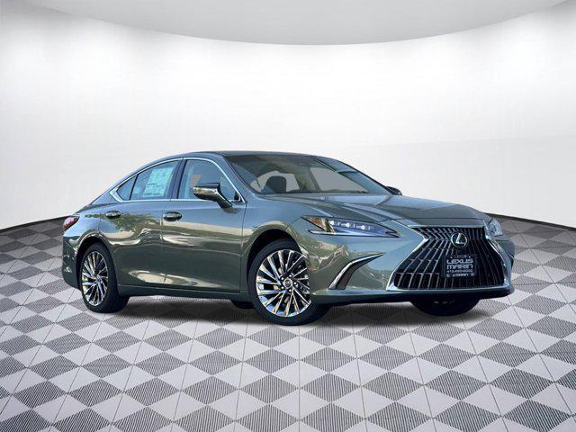 new 2025 Lexus ES 300h car, priced at $55,405