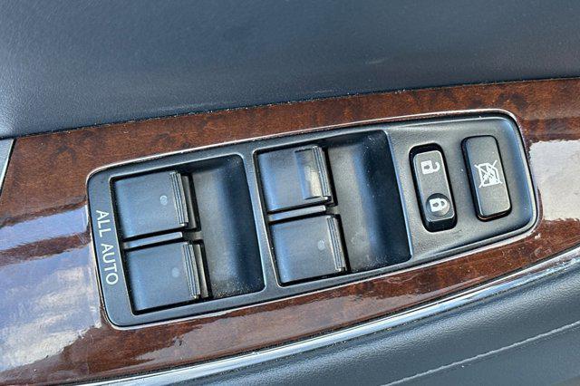 used 2011 Lexus ES 350 car, priced at $10,999