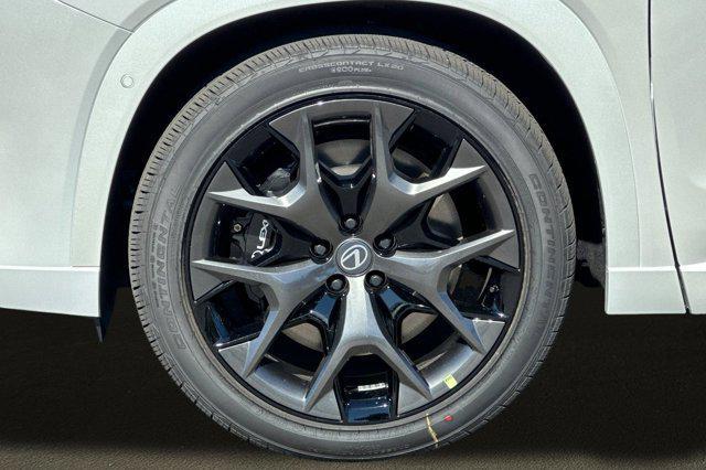 new 2026 Lexus TX 500h car, priced at $76,762