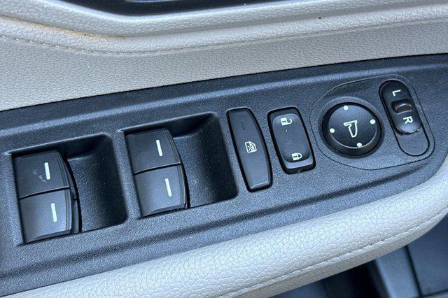 used 2023 Honda Odyssey car, priced at $36,996