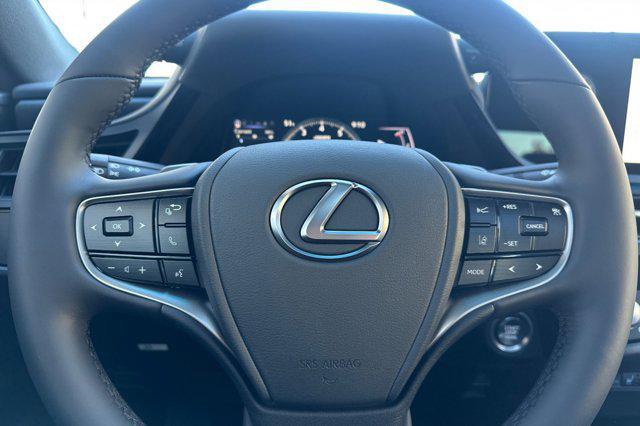 new 2025 Lexus ES 350 car, priced at $46,211